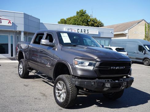 Used 2020 RAM 1500 Laramie w/ Sport Appearance Package AWD/4WD image 3