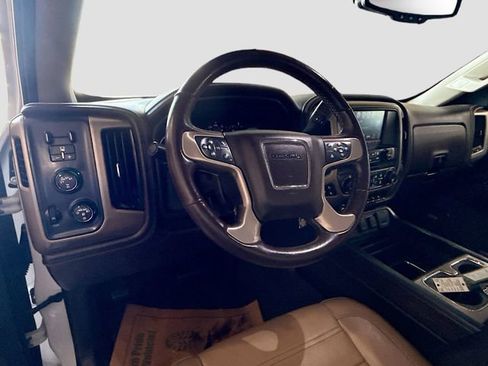 Used 2017 GMC Sierra 1500 Denali w/ Denali Ultimate Package image 12