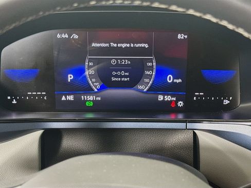 Used 2024 Volkswagen Taos SE w/ Panoramic Sunroof Package AWD/4WD image 12