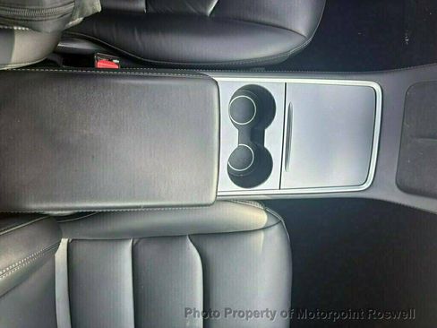 Used 2021 Tesla Model 3 Long Range AWD/4WD image 17