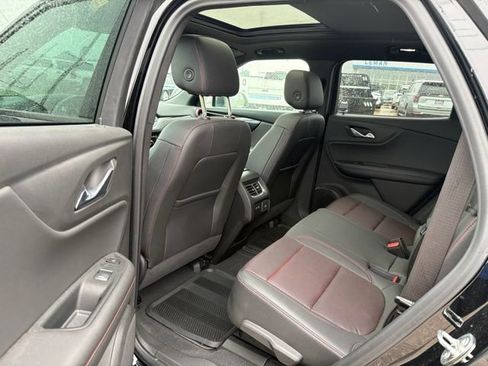 Used 2022 Chevrolet Blazer RS w/ Enhanced Convenience Package AWD/4WD image 9