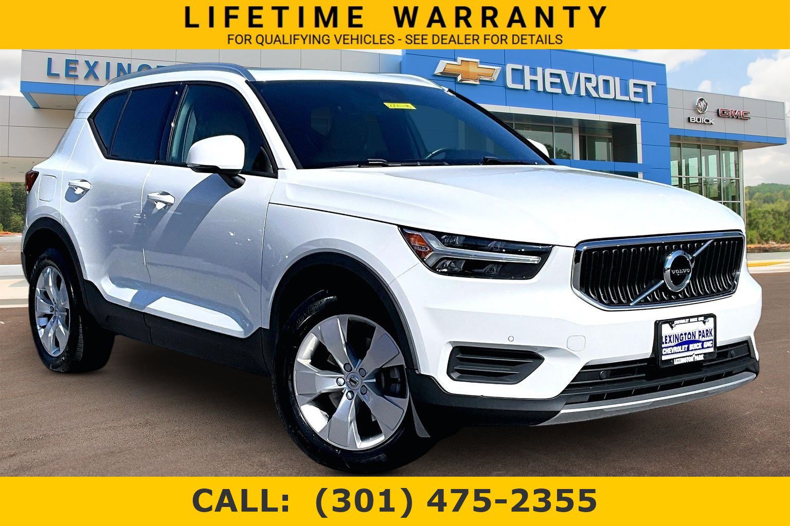Used 2020 Volvo XC40 T5 Momentum AWD/4WD image 1