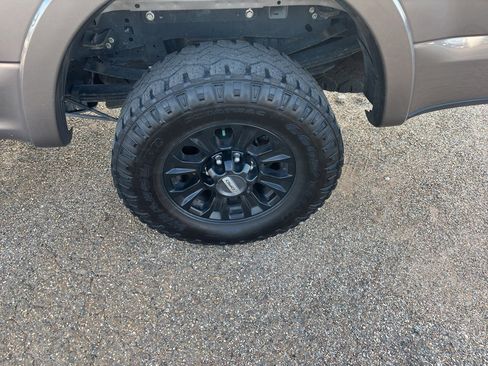 Used 2022 Ford F350 Lariat w/ Tremor Off-Road Package image 9