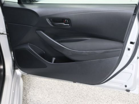 Certified 2024 Toyota Corolla LE FWD image 31
