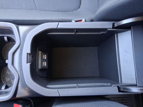 Used 2025 Toyota RAV4 LE image 15