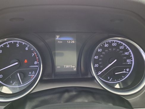 Used 2019 Toyota Camry LE image 12