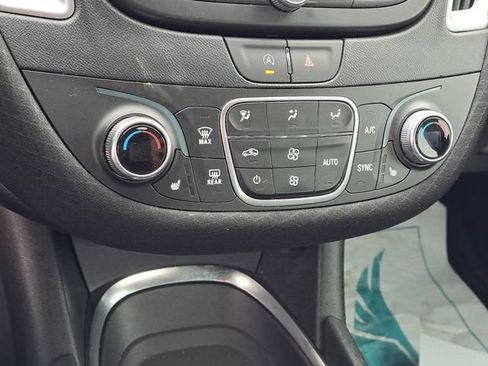 Used 2024 Chevrolet Malibu LT image 14