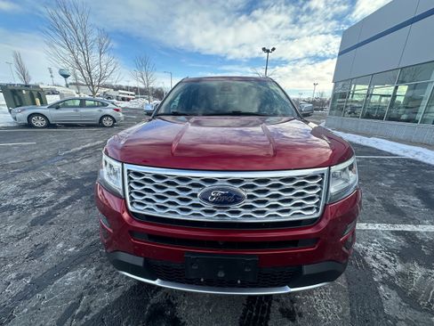 Used 2017 Ford Explorer Platinum image 8