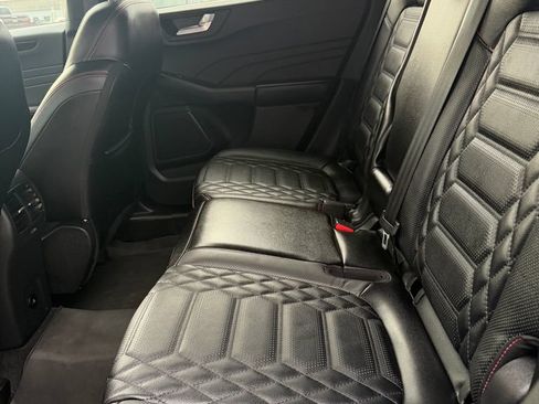 Used 2023 Ford Escape ST-Line Elite w/ Premium Technology Package AWD/4WD image 17