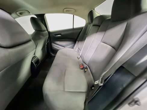 Used 2021 Toyota Corolla LE FWD image 28
