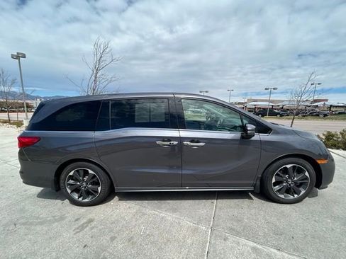 Used 2022 Honda Odyssey Elite image 9