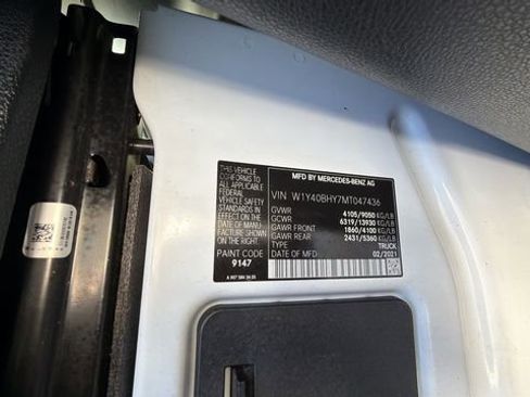 Used 2021 Mercedes-Benz Sprinter 144 Cargo image 31