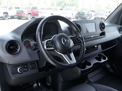 Used 2019 Mercedes-Benz Sprinter 2500 w/ Acoustic Package image 22