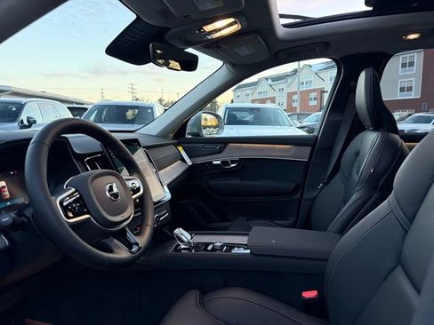 New 2026 Volvo XC90 B6 Ultra w/ Protection Package AWD/4WD image 14
