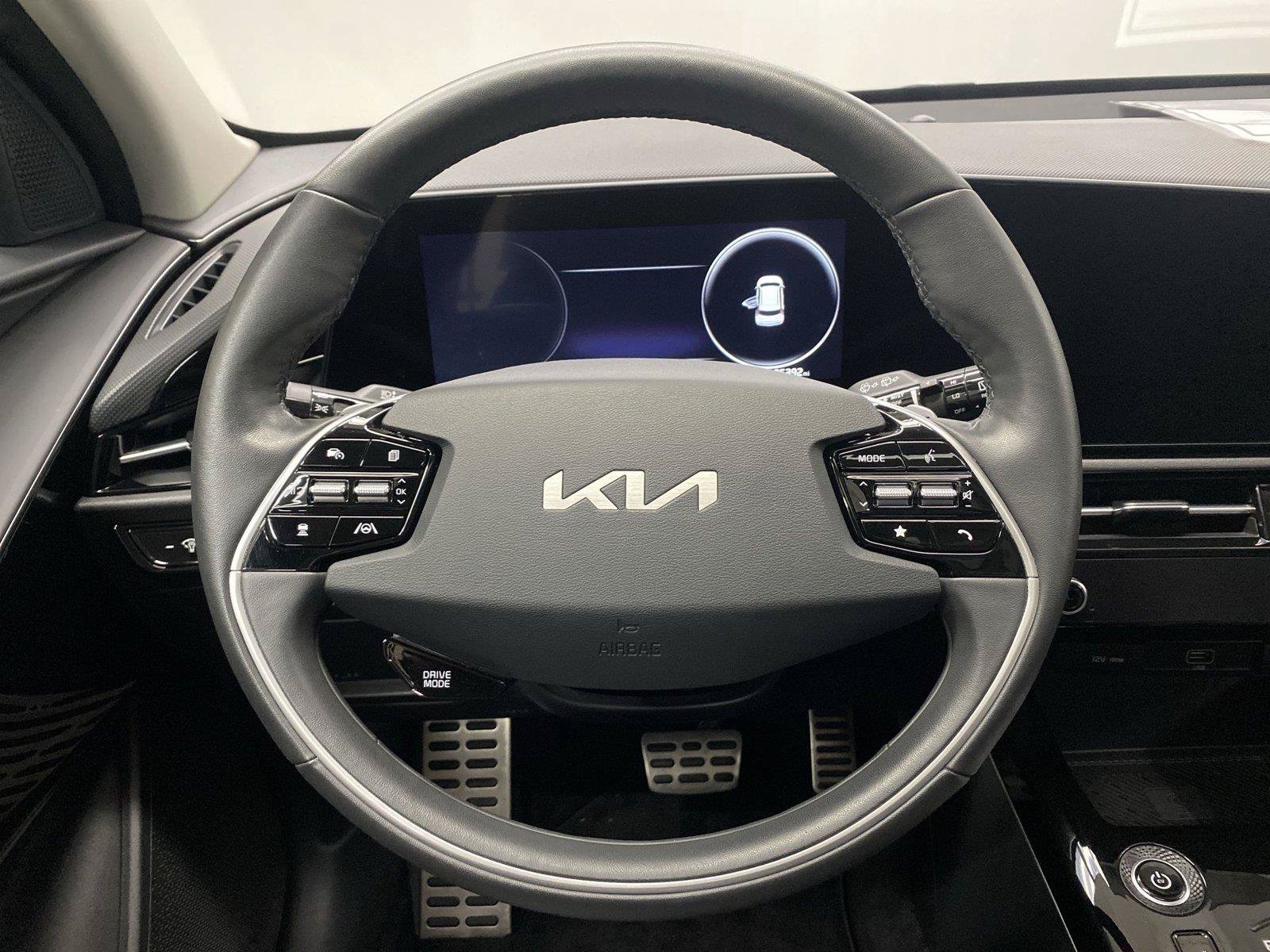 Used 2023 Kia Niro Wave w/ Wave Preserve Package FWD image 15