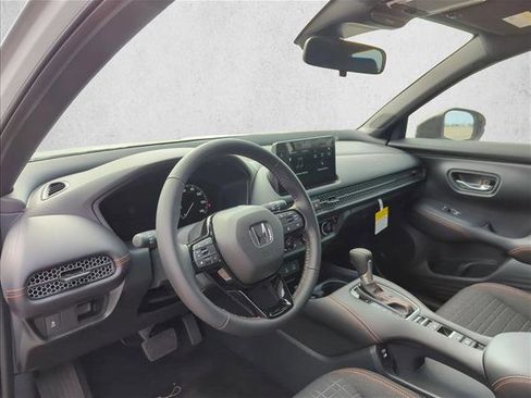 New 2026 Honda HR-V Sport image 3
