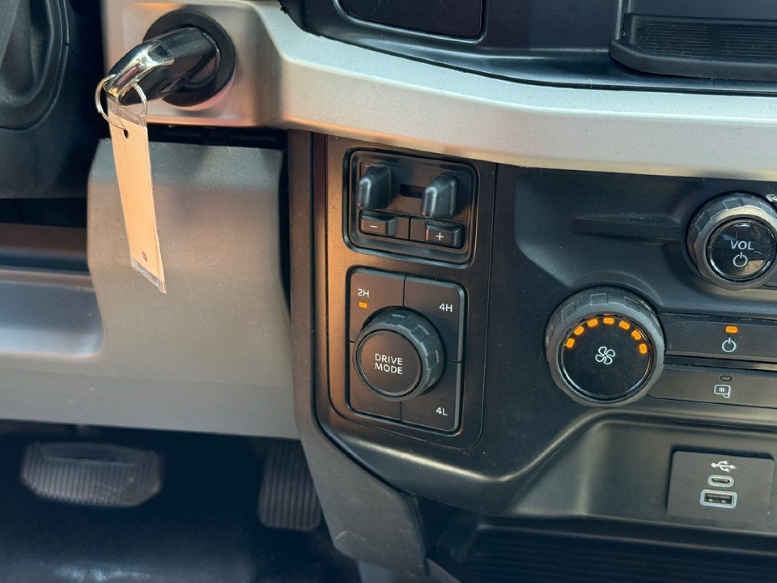 Used 2023 Ford F450 XL AWD/4WD image 15