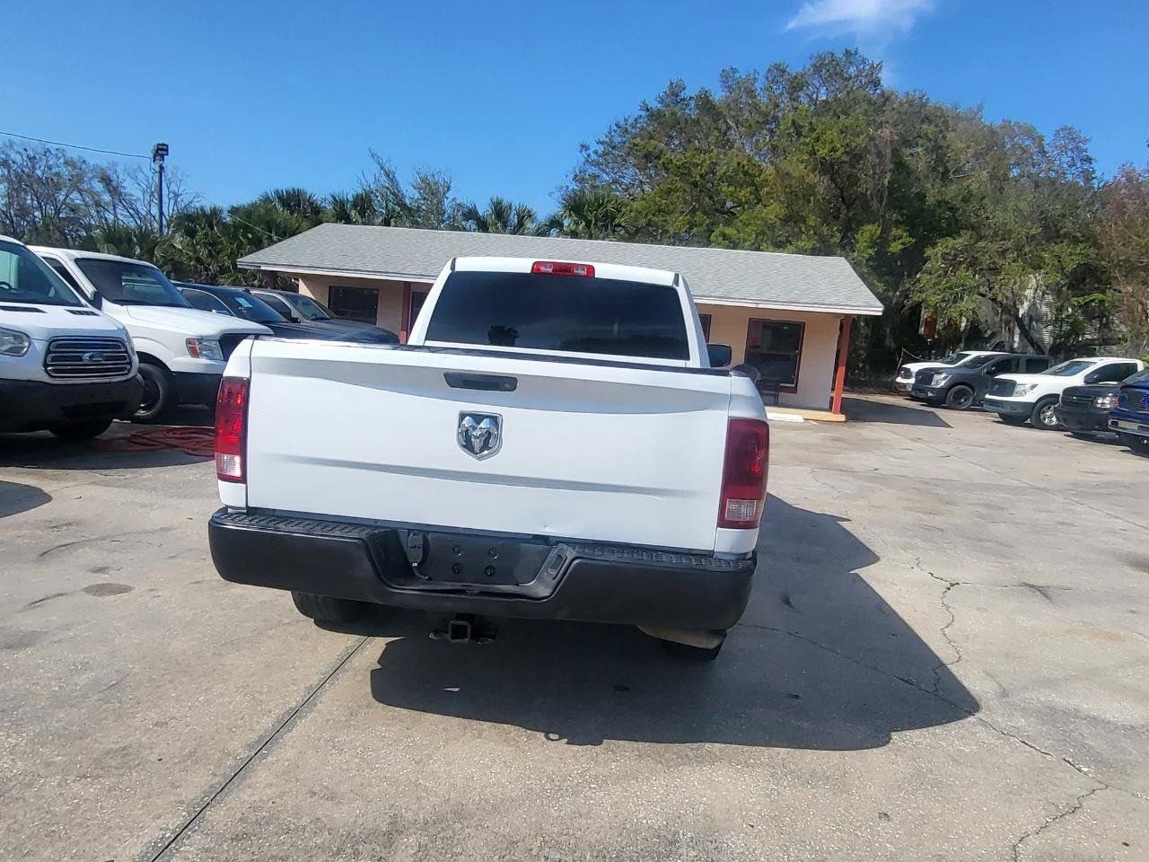 Used 2017 RAM 1500 Tradesman RWD image 18