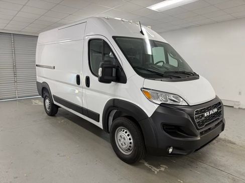 New 2025 RAM ProMaster 1500 w/ Premium Convenience Group image 3