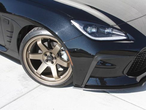 Used 2023 Toyota GR86 Premium w/ ALL Weather Mat Package (TMS) RWD image 7