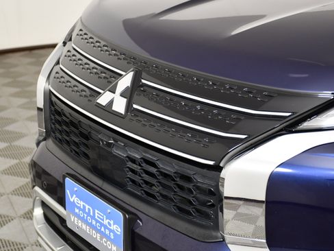 Used 2022 Mitsubishi Outlander SE FWD image 11