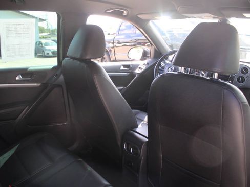 Used 2016 Volkswagen Tiguan R-Line FWD image 10