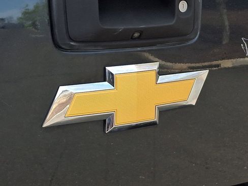 Used 2018 Chevrolet Colorado Z71 AWD/4WD image 30