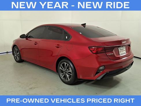 Used 2023 Kia Forte LXS image 5