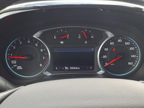 Used 2020 Chevrolet Traverse LT FWD image 28