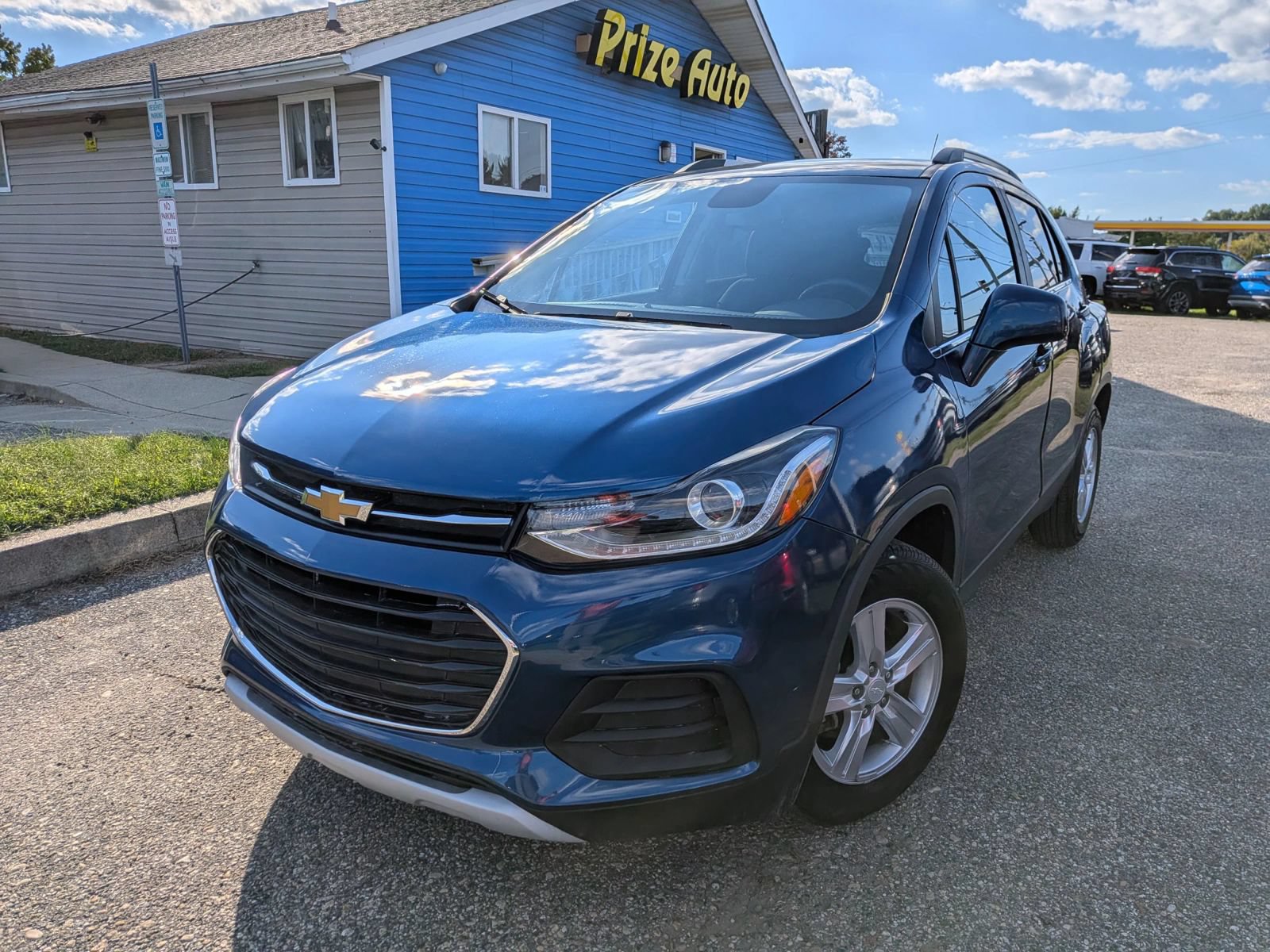 Used 2020 Chevrolet Trax LT FWD image 1