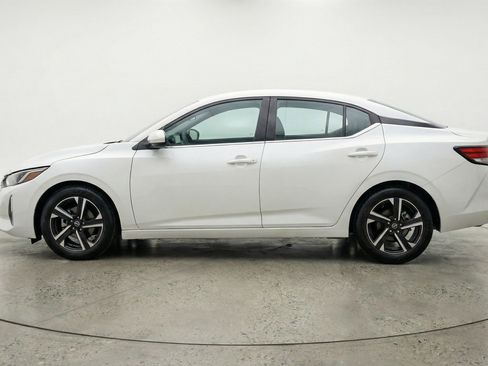 Used 2025 Nissan Sentra SV image 5