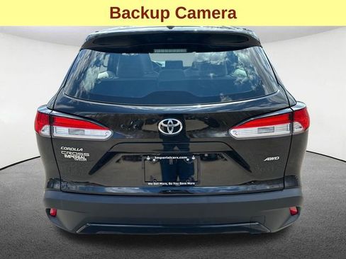 Certified 2022 Toyota Corolla Cross L AWD/4WD image 10