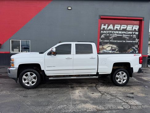 Used 2019 Chevrolet Silverado 2500 LTZ w/ Duramax Plus Package image 15