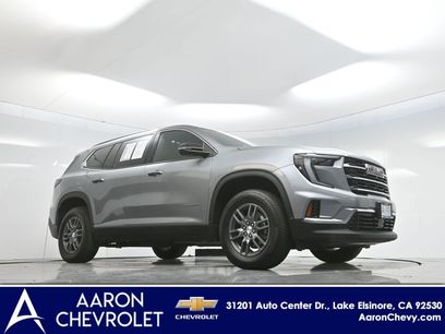 Used 2025 GMC Acadia Elevation