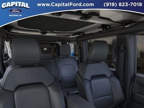 New 2025 Ford Bronco Badlands image 12