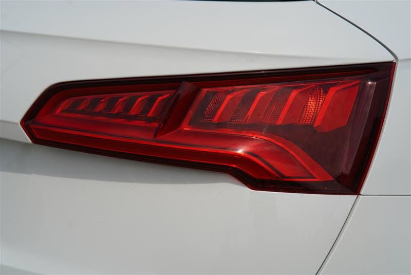 Used 2019 Audi SQ5 Prestige AWD/4WD image 40
