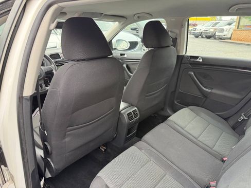 Used 2011 Volkswagen Jetta S FWD image 20