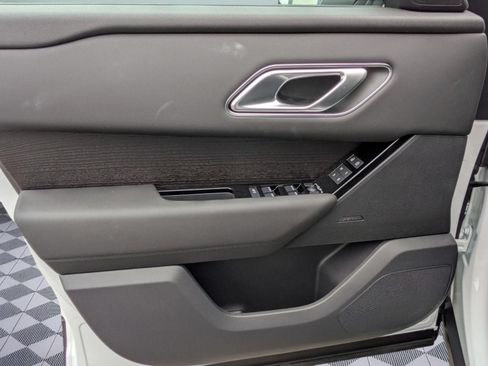New 2026 Land Rover Range Rover Velar S AWD/4WD image 11