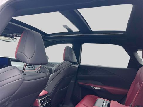 Used 2024 Lexus RX 500h F Sport w/ Convenience Package image 15