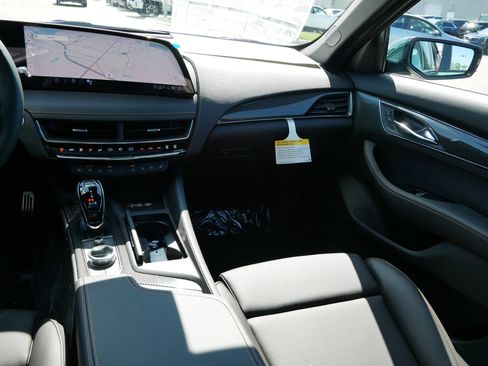 New 2026 Cadillac CT5 V w/ Technology Package image 9