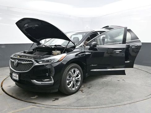 Used 2021 Buick Enclave Avenir w/ Avenir Technology Package AWD/4WD image 47