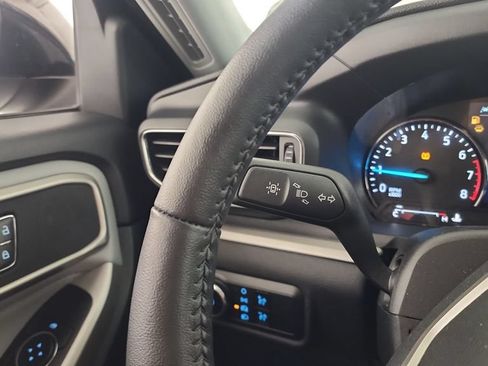 Used 2024 Ford Explorer XLT w/ Equipment Group 202A AWD/4WD image 20