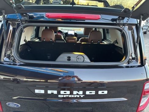 Used 2021 Ford Bronco Sport Outer Banks w/ Outer Banks Package (96D) image 30