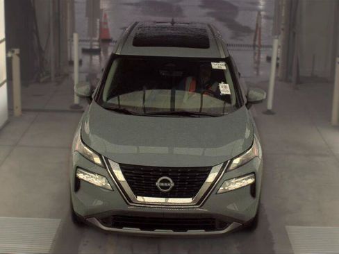 Used 2023 Nissan Rogue SL w/ SL Premium Package FWD image 8