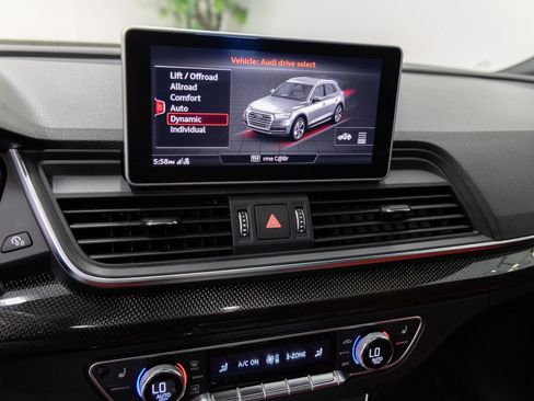 Used 2019 Audi SQ5 Premium Plus w/ Premium Plus Package AWD/4WD image 19
