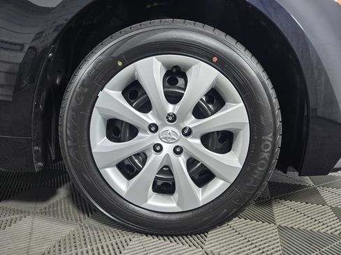 Used 2026 Toyota Corolla LE FWD image 11