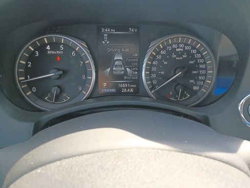 Used 2023 INFINITI Q50 Luxe image 16