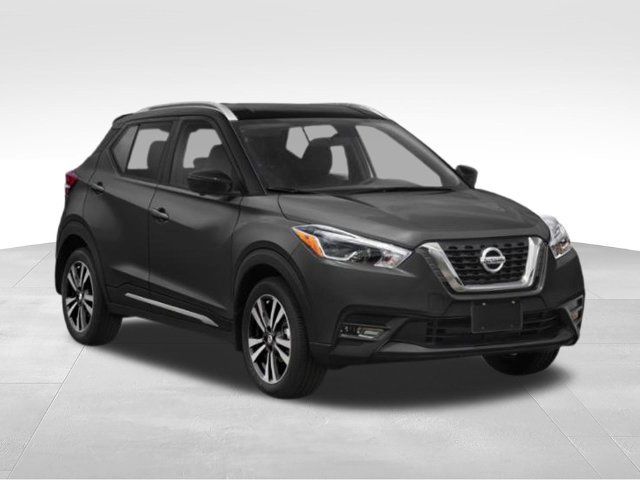 Used 2019 Nissan Kicks SR w/ SR Premium Package FWD image 9