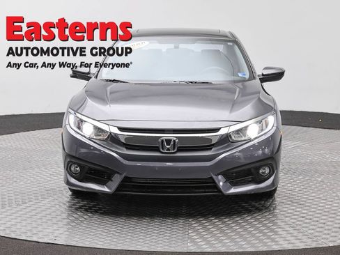 Used 2017 Honda Civic EX-T image 2
