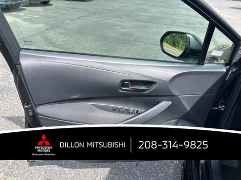 Used 2025 Toyota Corolla LE FWD image 6